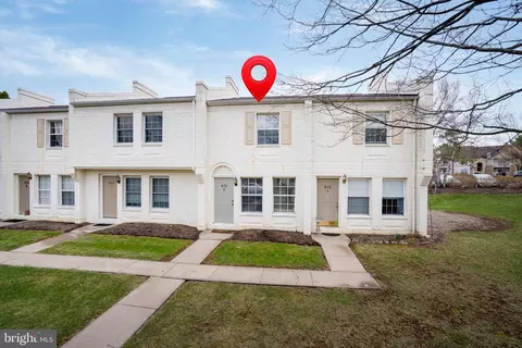 973 Stratford Ct, State College, PA 16801