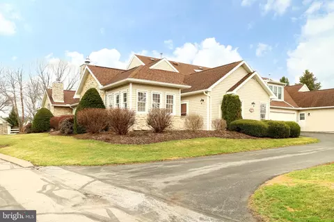 3301 Shellers Bnd #949, State College, PA 16801