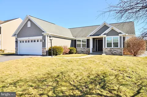 163 Shady Hollow Dr, Bellefonte, PA 16823