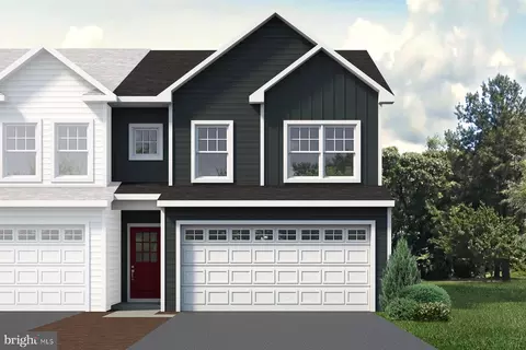 106 Dolomite Dr, Port Matilda, PA 16870