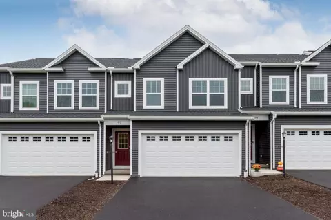 102 Dolomite Dr, Port Matilda, PA 16870