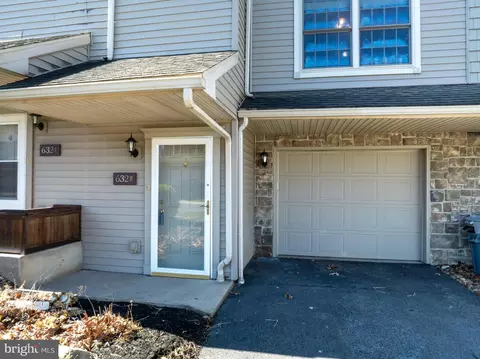 632 Oakwood Ave #B, State College, PA 16803