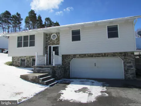 346 Lutz Ln, Port Matilda, PA 16870