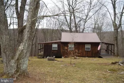 853 Bear Ridge Rd, Orviston, PA 16864