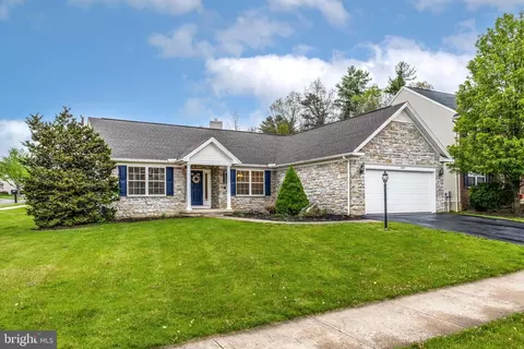 108 Barrens Ct, Port Matilda, PA 16870