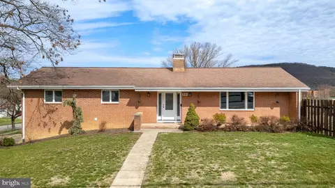 805 E High St, Bellefonte, PA 16823