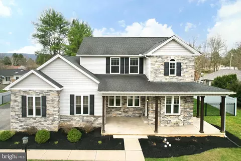 516 Nimitz Ave, State College, PA 16801