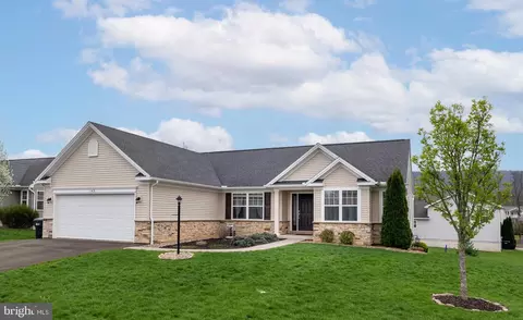 143 Shady Hollow Dr, Bellefonte, PA 16823