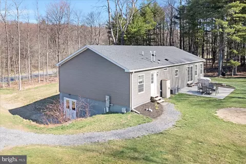 852 Spruce Rd, Clarence, PA 16829
