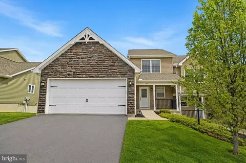 183 Rosehill Dr, Bellefonte, PA 16823