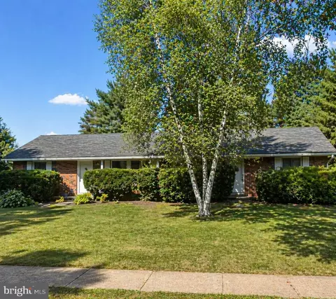 1307-1309 University Dr, State College, PA 16801