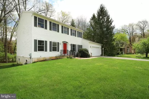 681 Stoneledge Rd, State College, PA 16803