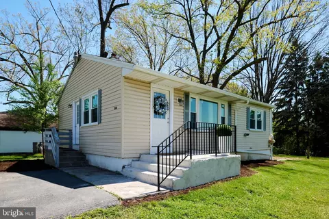 366 Strouse Ave, State College, PA 16803