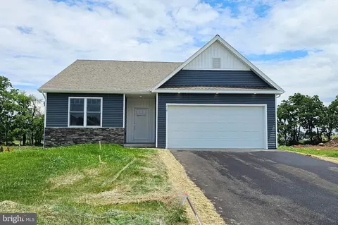218 Heirloom Dr, Centre Hall, PA 16828