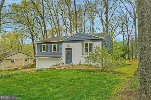 2107 N Oak Ln, State College, PA 16803