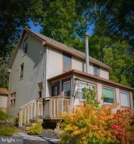 3991-3995 N Atherton St, Port Matilda, PA 16870