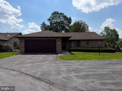1244 Westerly Pkwy, State College, PA 16801