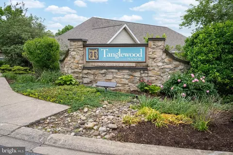 2465 Circleville Rd, State College, PA 16803
