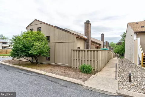 850 W Aaron Dr, State College, PA 16803