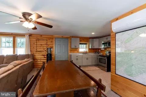 Dining - 556 Treaster Kettle Rd, Boalsburg, PA 16827 photo 1 of 1