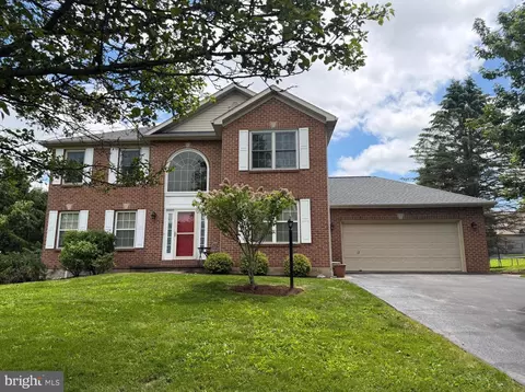 2098 Pine Cliff Rd, State College, PA 16801