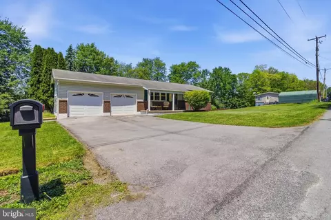 791 Loch Lomond Rd, Philipsburg, PA 16866