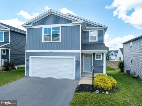 121 Caymus Dr, Port Matilda, PA 16870