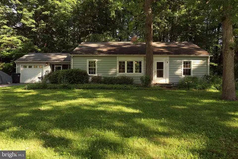 1935 Park Forest Ave, State College, PA 16803