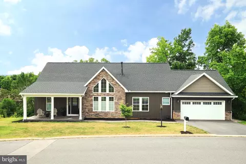 1214 Fox Meadow Cir, Bellefonte, PA 16823