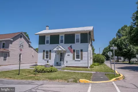 306 Centre St, Milesburg, PA 16853