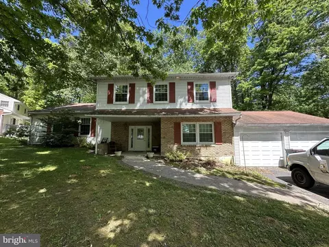 593 Devonshire Dr, State College, PA 16803