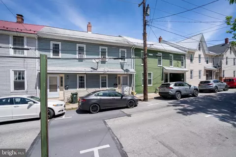 109-111 W Logan St, Bellefonte, PA 16823