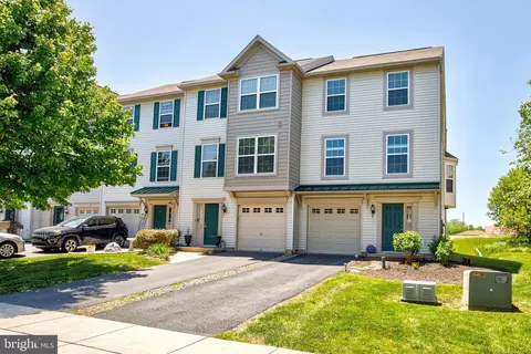 137 Dorchester Ln, Bellefonte, PA 16823