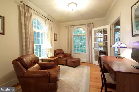 876 Walnut Spring Ln, State College, PA 16801