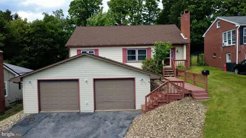 102 S 9th St, Philipsburg, PA 16866