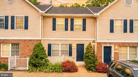 763 Oakwood Ave, State College, PA 16803