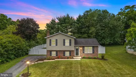 232 N Vanessa Dr, Bellefonte, PA 16823