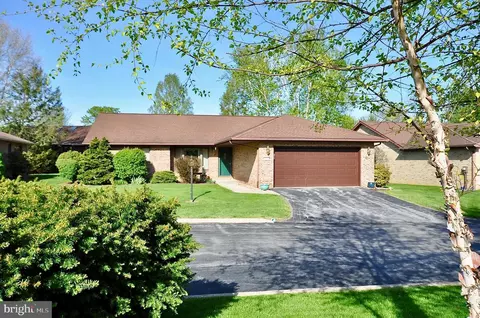 1244 Westerly Pkwy, State College, PA 16801