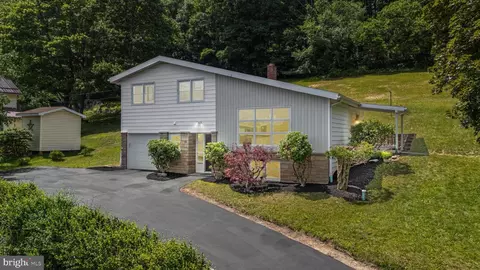 400 Spike Island Rd, Osceola Mills, PA 16666