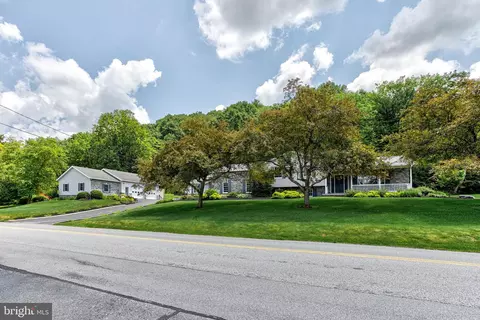443 Stevenson Rd, Port Matilda, PA 16870