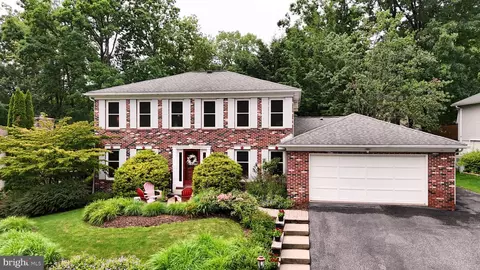 654 Stoneledge Rd, State College, PA 16803