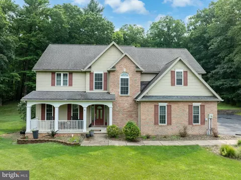 279 Montauk Cir, Port Matilda, PA 16870