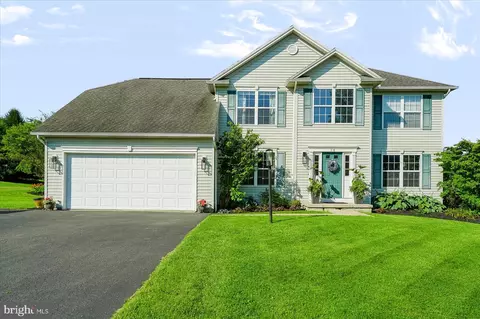 76 Saddle Ridge Rd, Port Matilda, PA 16870