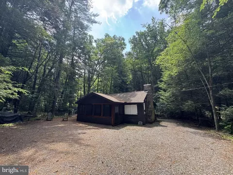 1006 Bear Meadows Rd, Boalsburg, PA 16827