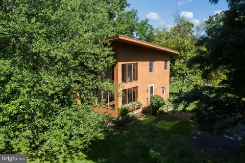 107 Timber Ridge Rd, State College, PA 16801