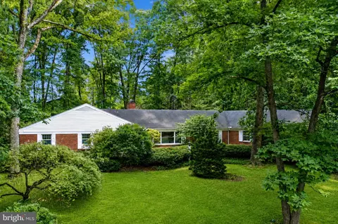1350 Greenwood Cir, State College, PA 16803