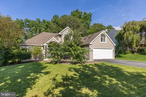 365 Farmstead Ln, State College, PA 16803