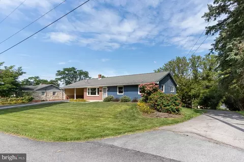 131 Butternut St, Pine Grove Mills, PA 16868