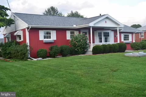 1131 Centre St, Bellefonte, PA 16823