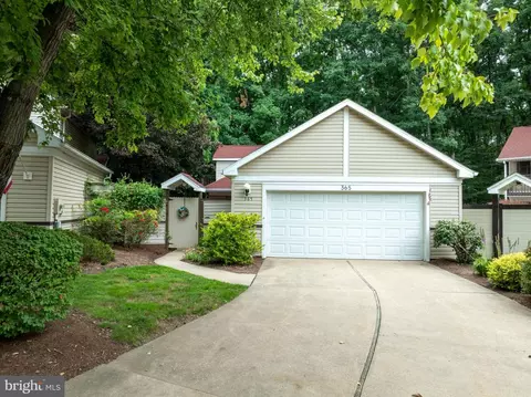 365 Oakwood Ave, State College, PA 16803